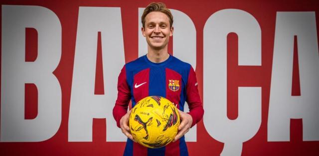 乐鱼体育官网-甩卖德容、阿劳霍自救，巴萨有这个计划吗？